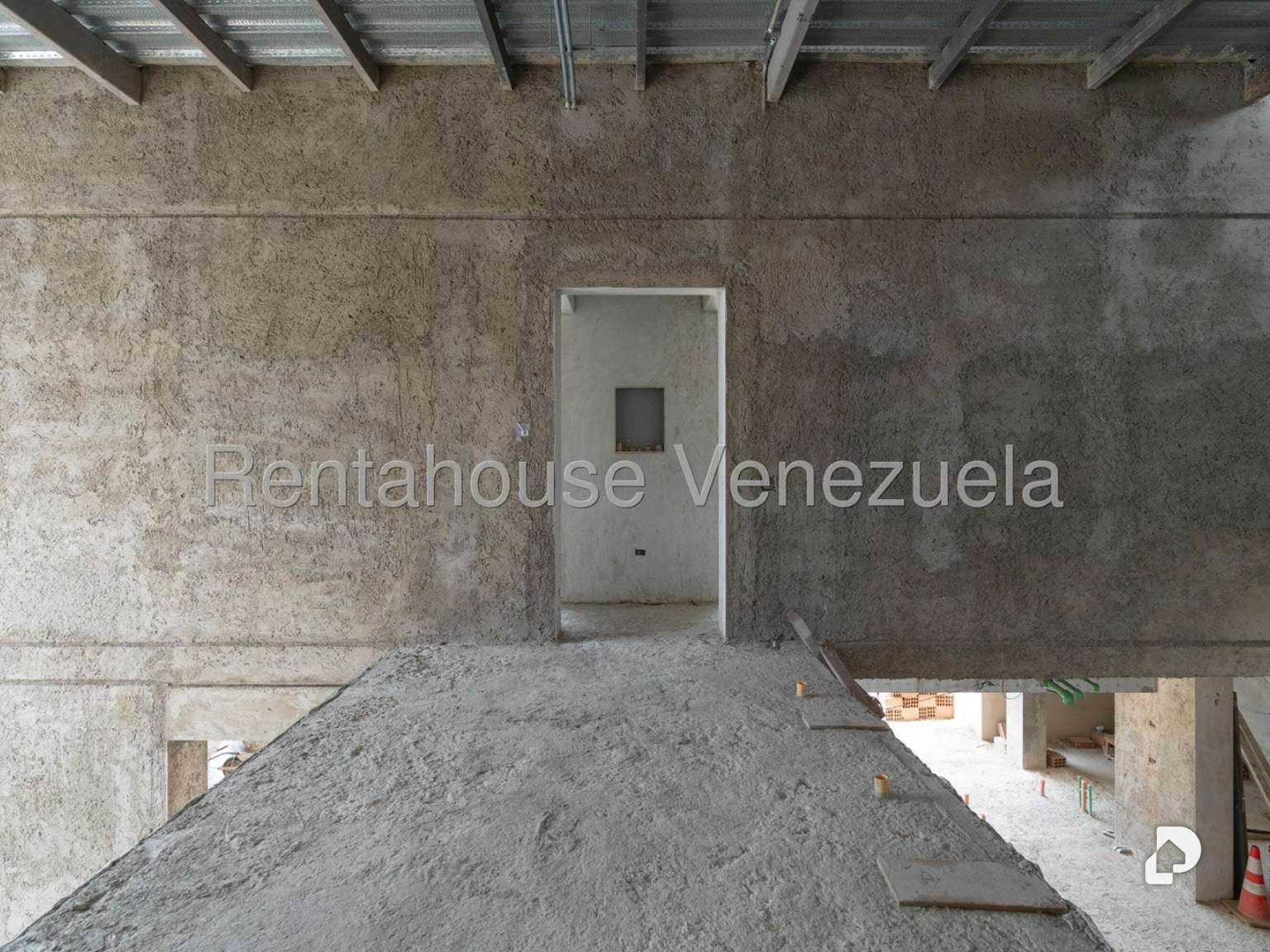Casa en Santa Paula, Caracas – 14