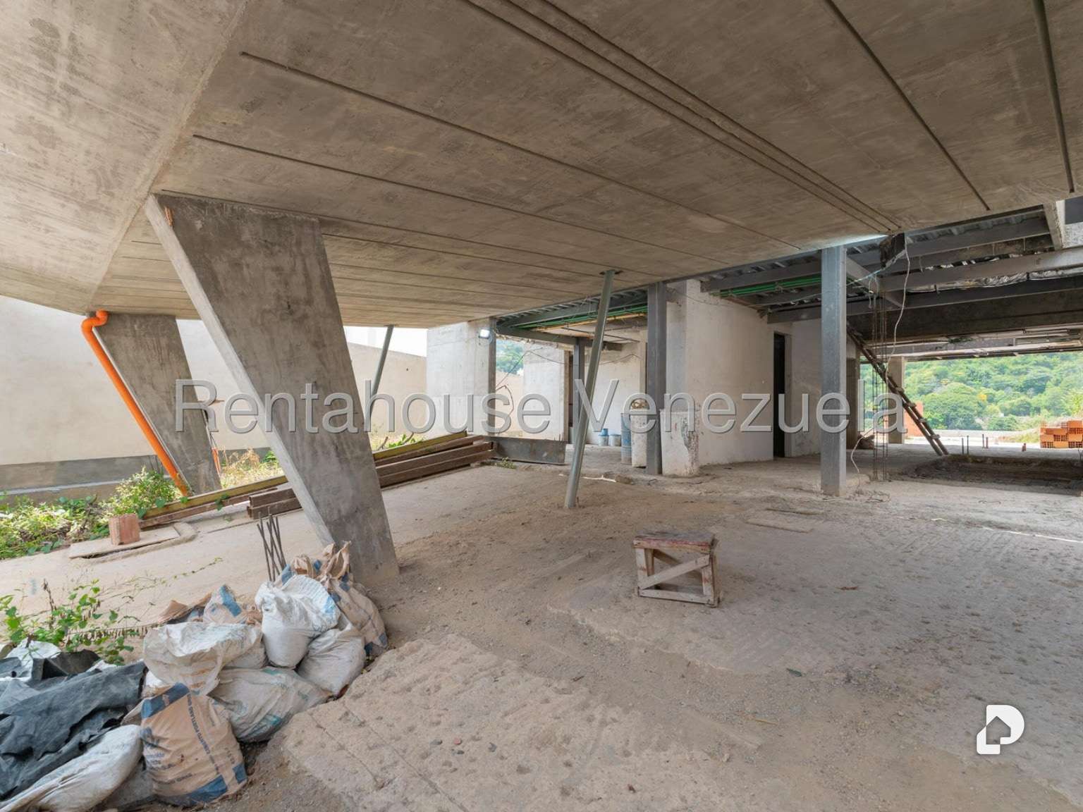 Casa en Santa Paula, Caracas – 26