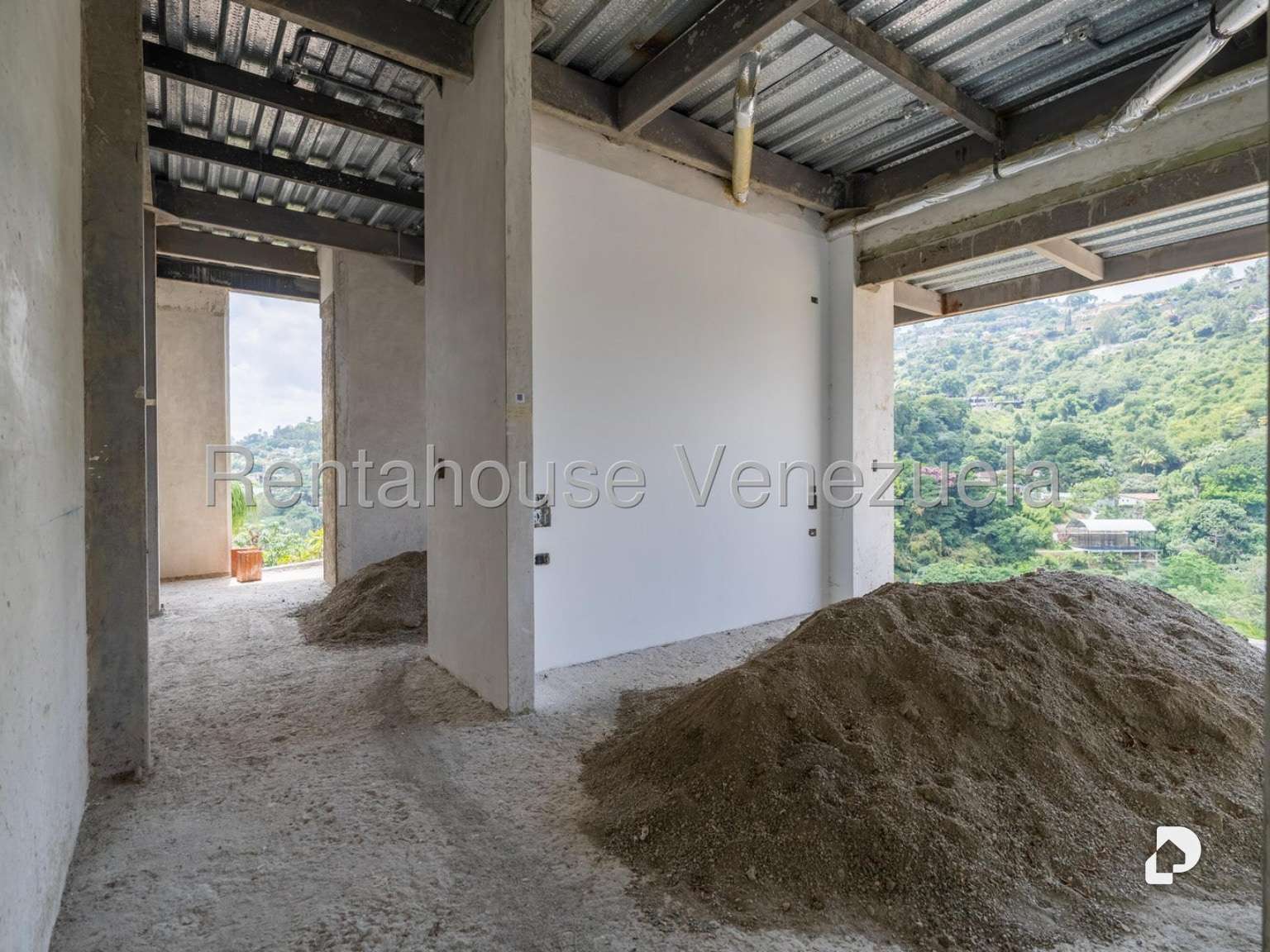 Casa en Santa Paula, Caracas – 30