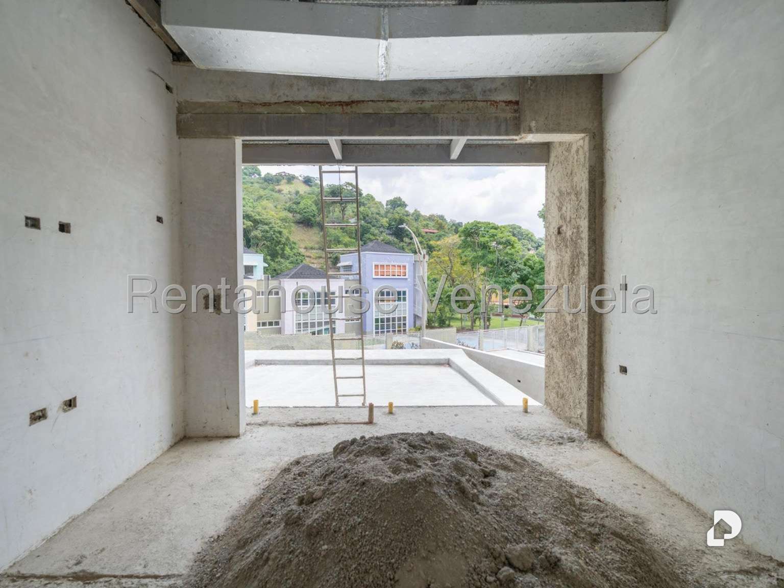 Casa en Santa Paula, Caracas – 40