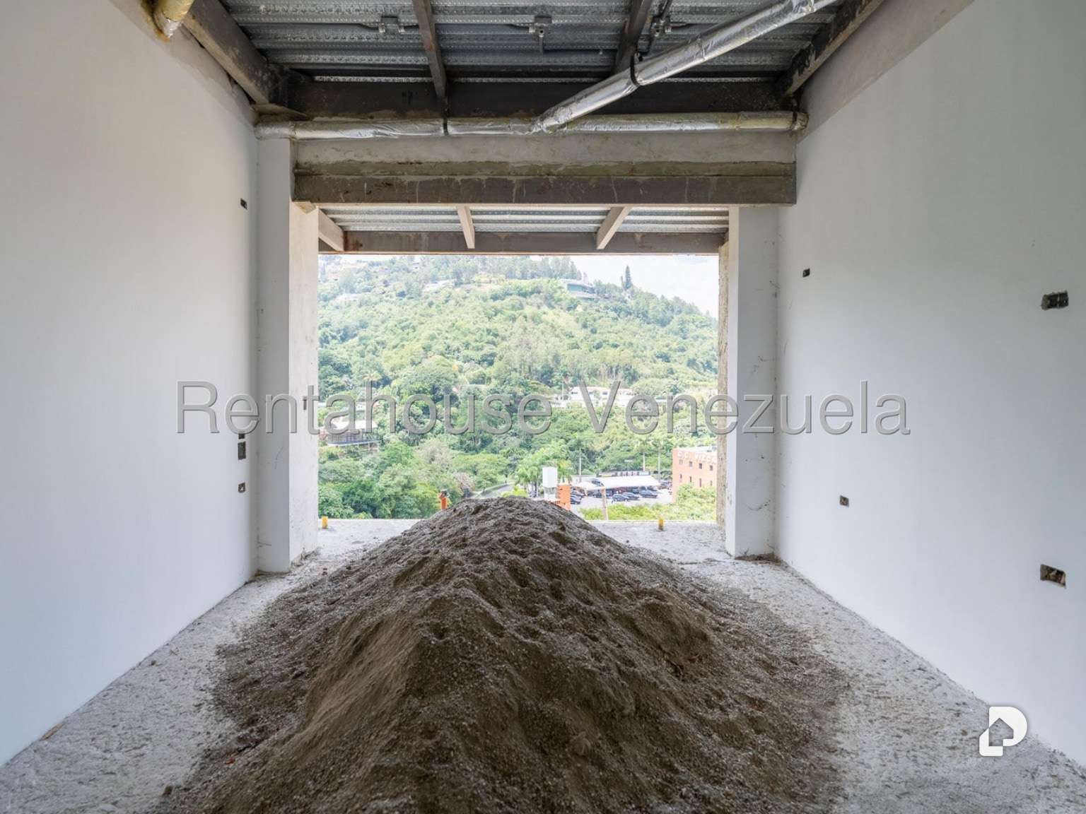 Casa en Santa Paula, Caracas – 28