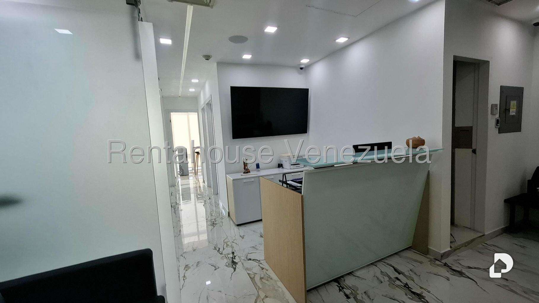 Local comercial en La Trinidad, Caracas – 22