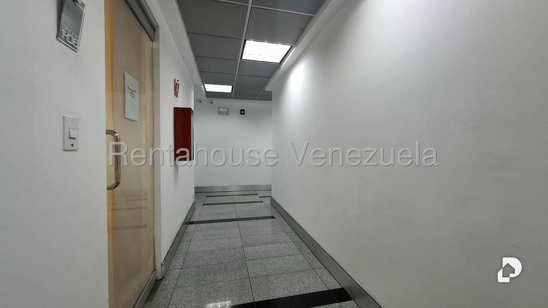 Local comercial en La Trinidad, Caracas – 5