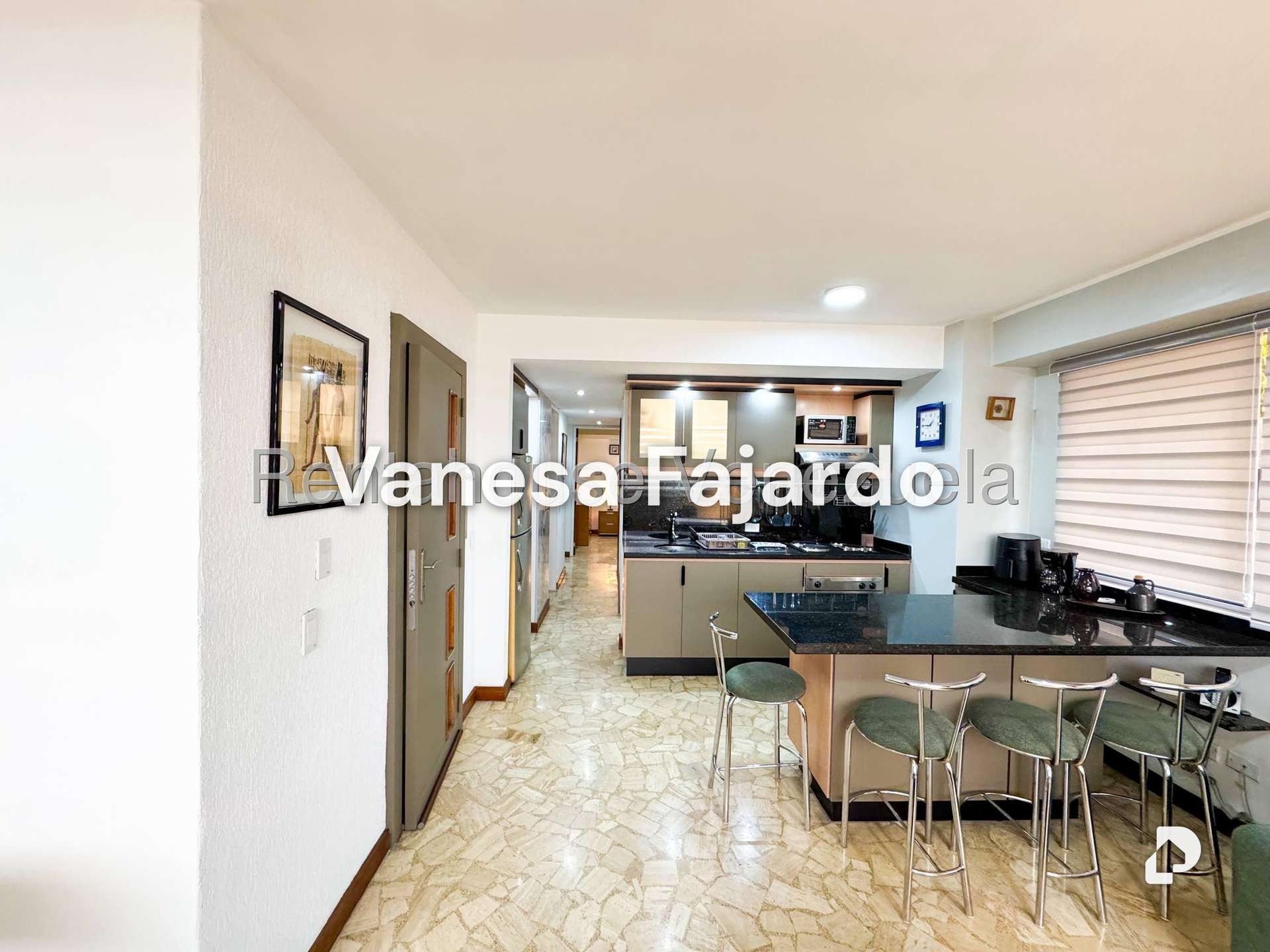 Apartamento en El Rosal, Caracas – 12