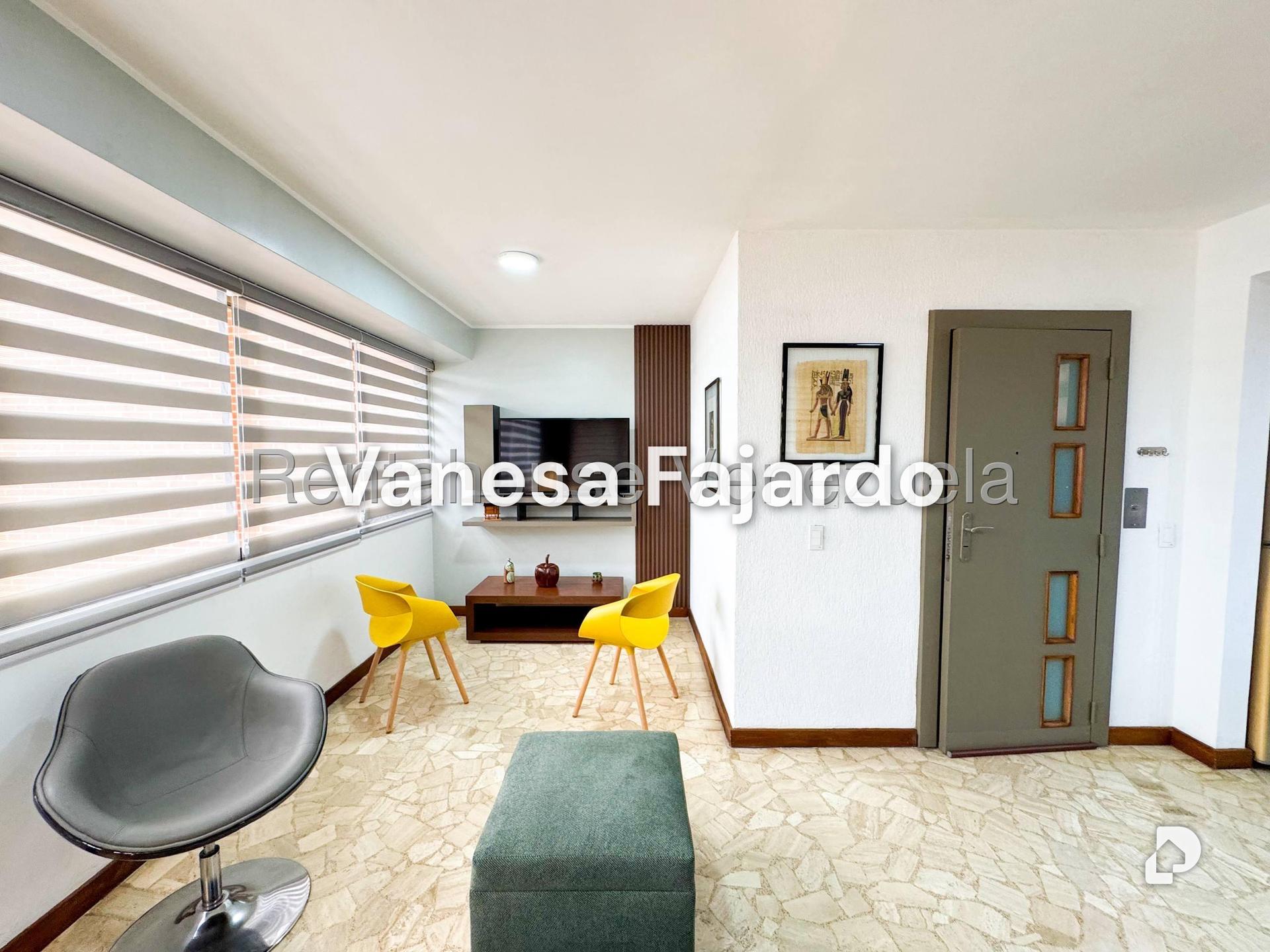 Apartamento en El Rosal, Caracas – 2