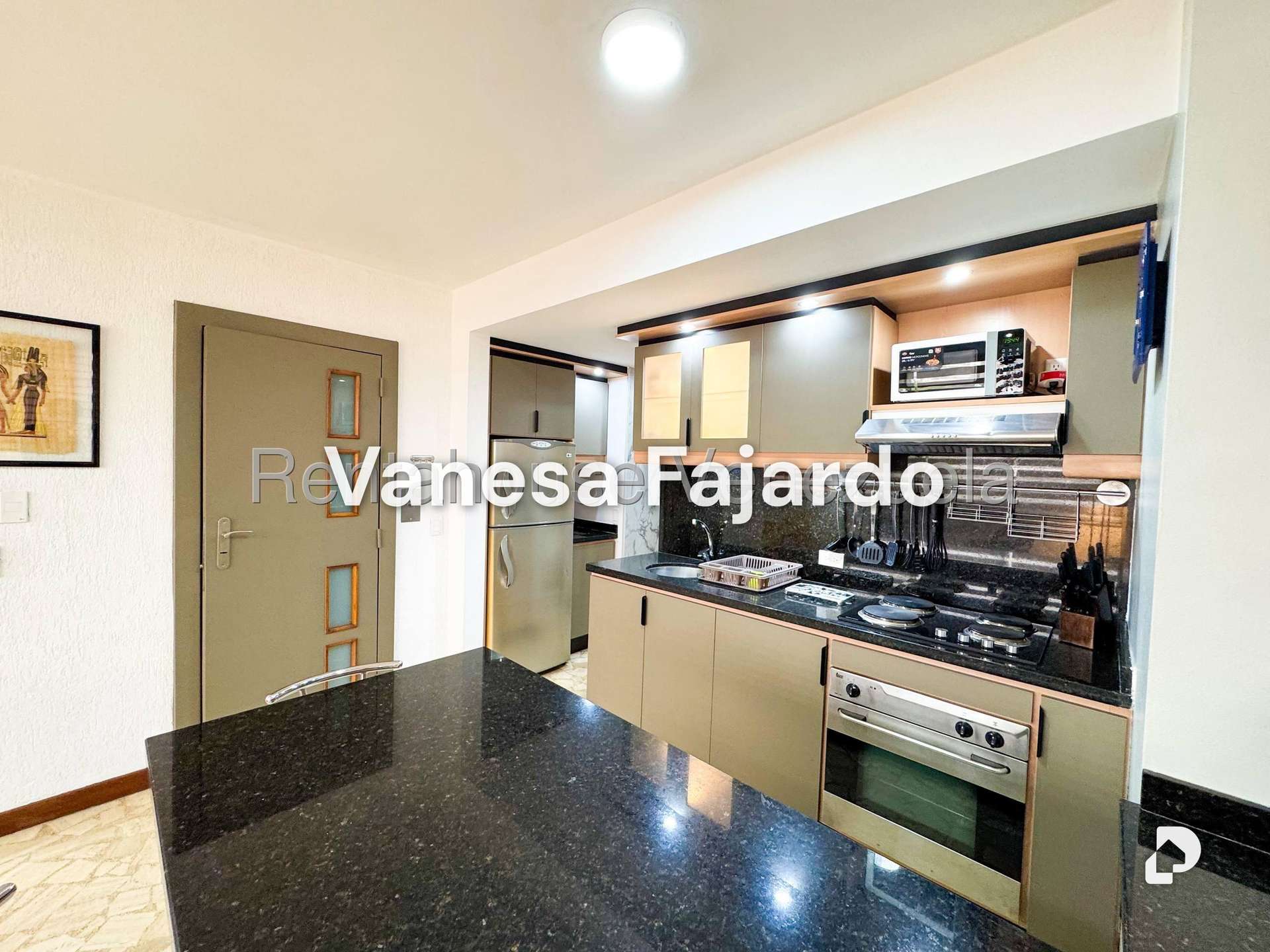 Apartamento en El Rosal, Caracas – 16