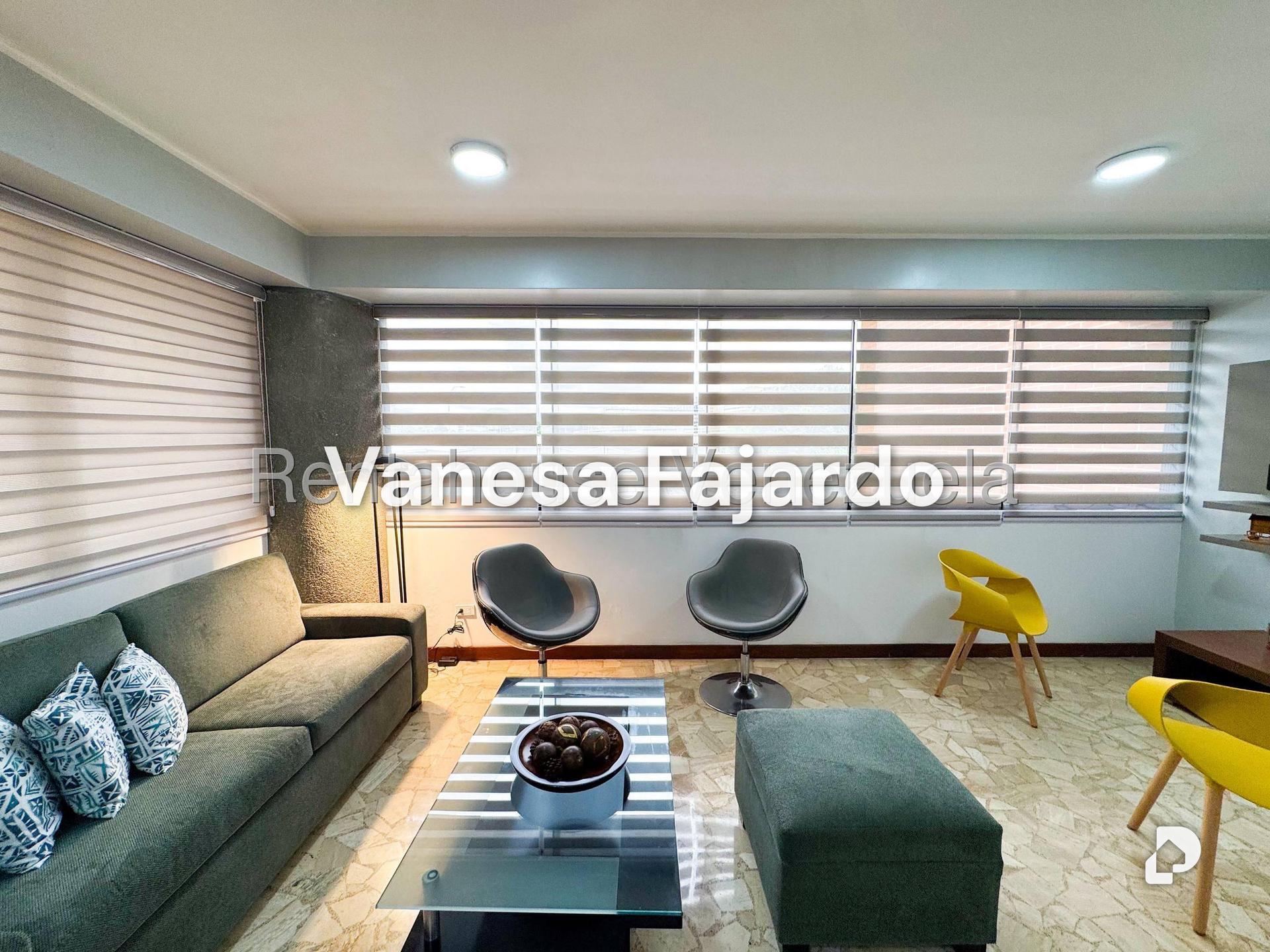 Apartamento en El Rosal, Caracas – 4
