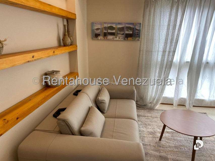 Apartamento en El Rosal, Caracas – 10