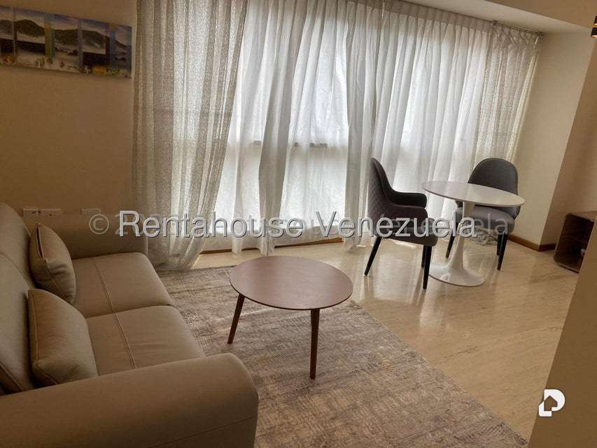 Apartamento en El Rosal, Caracas – 7