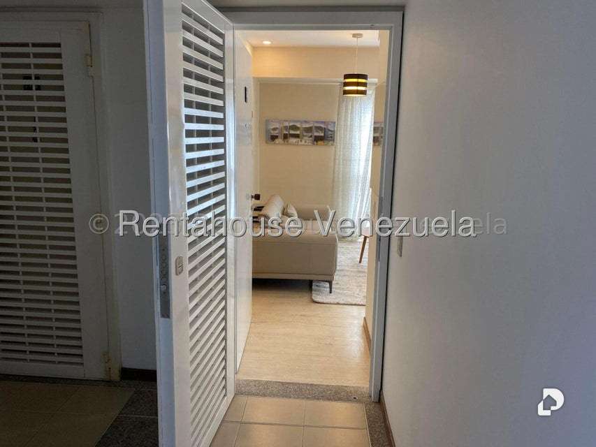 Apartamento en El Rosal, Caracas – 6
