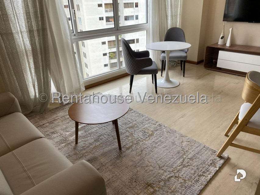 Apartamento en El Rosal, Caracas – 8