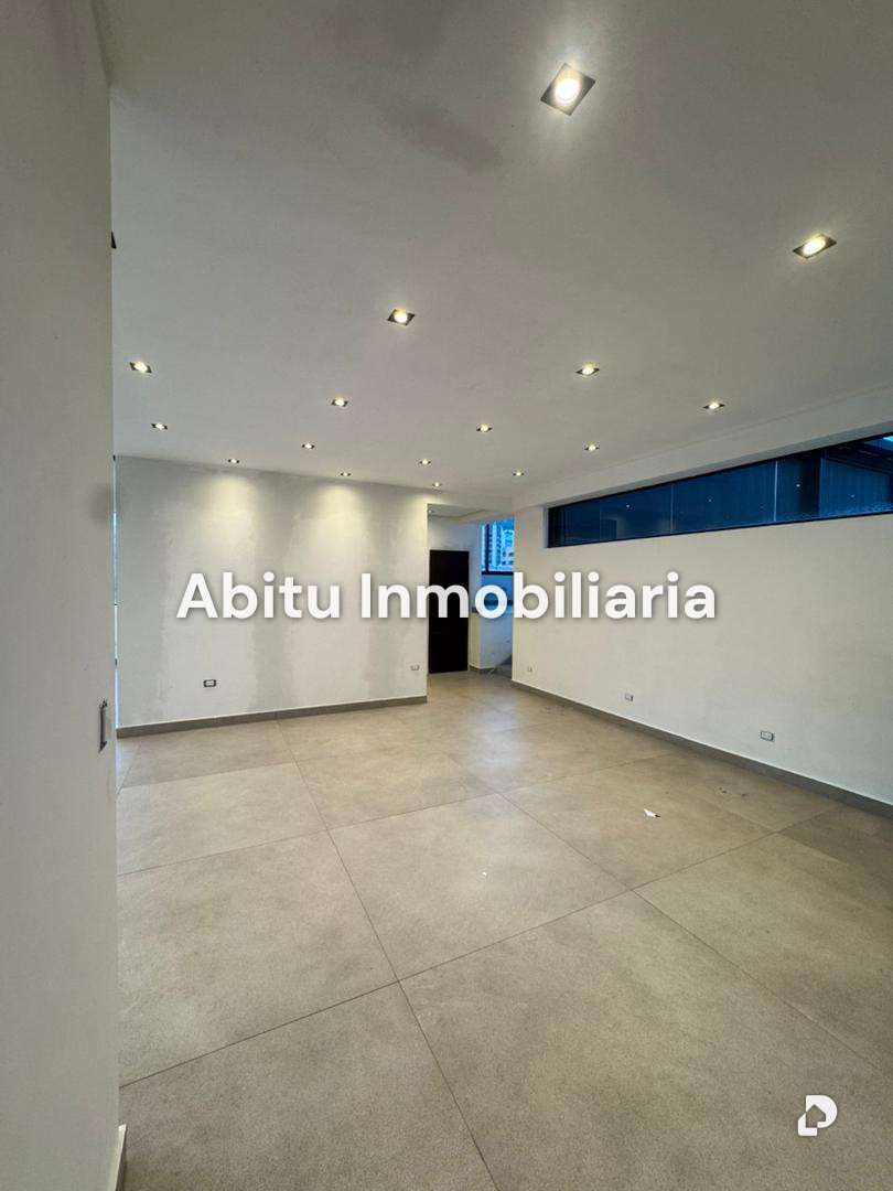Local comercial en Las Mercedes, Caracas – 3