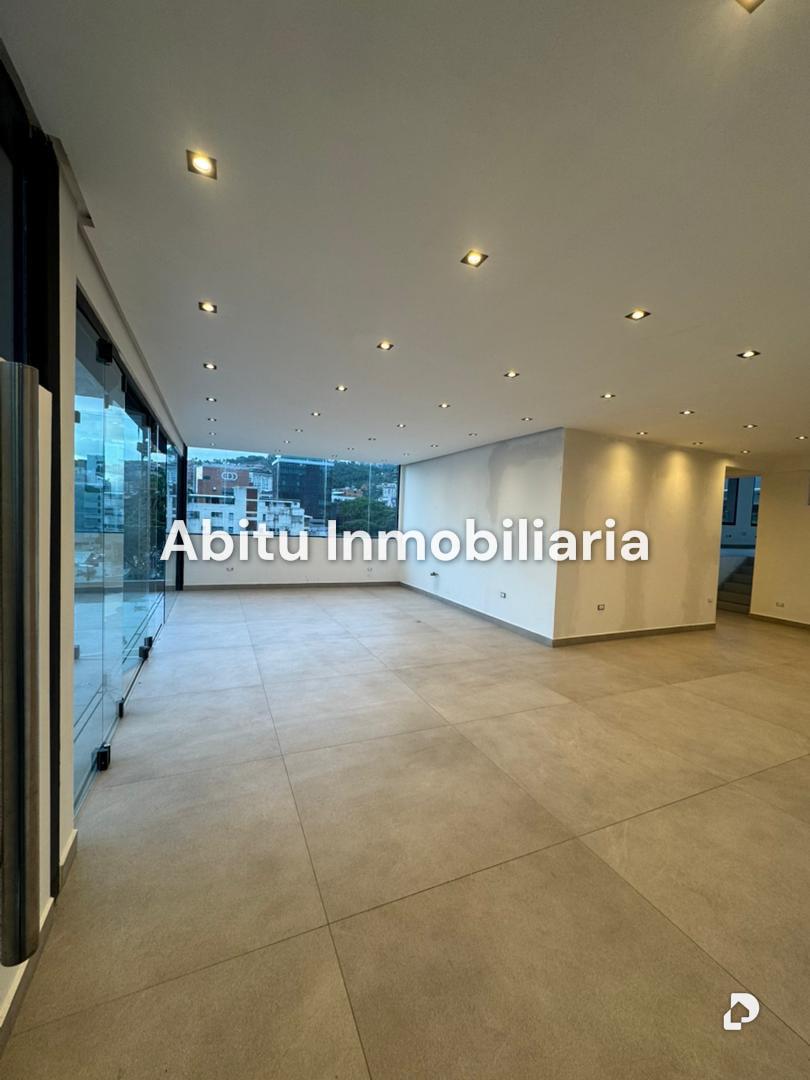 Local comercial en Las Mercedes, Caracas – 4