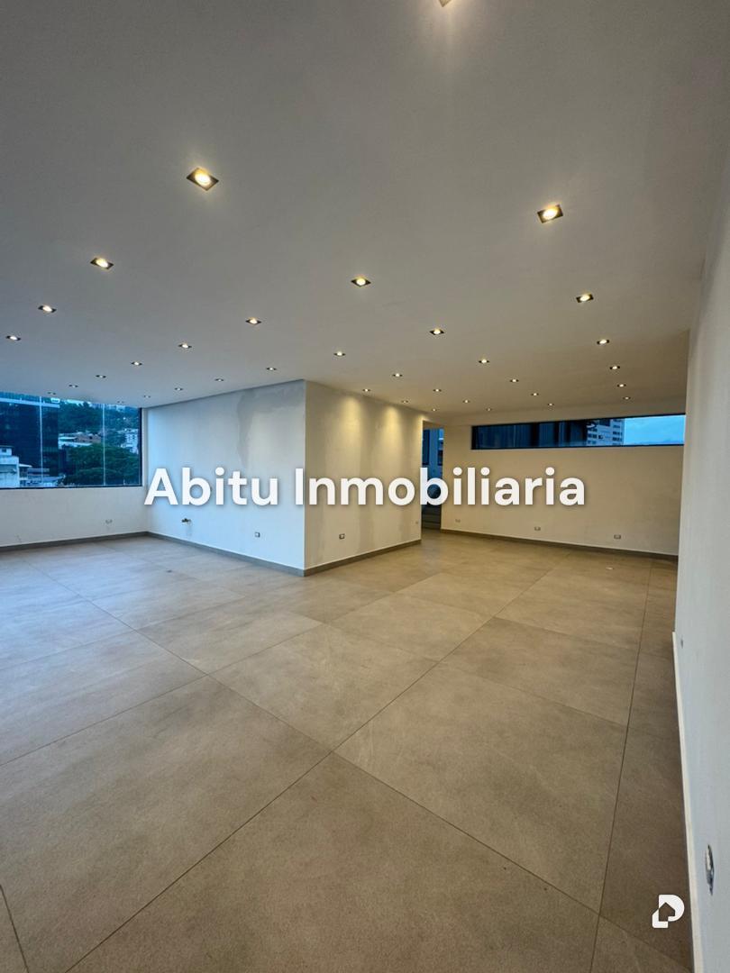 Local comercial en Las Mercedes, Caracas – 2