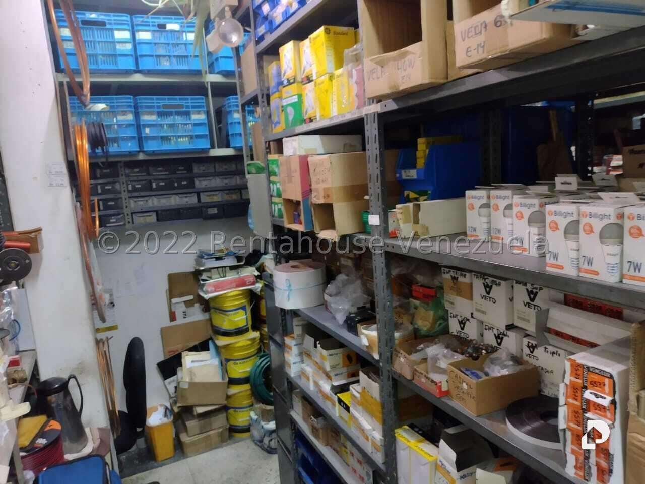 Local comercial en Las Acacias, Caracas – 11