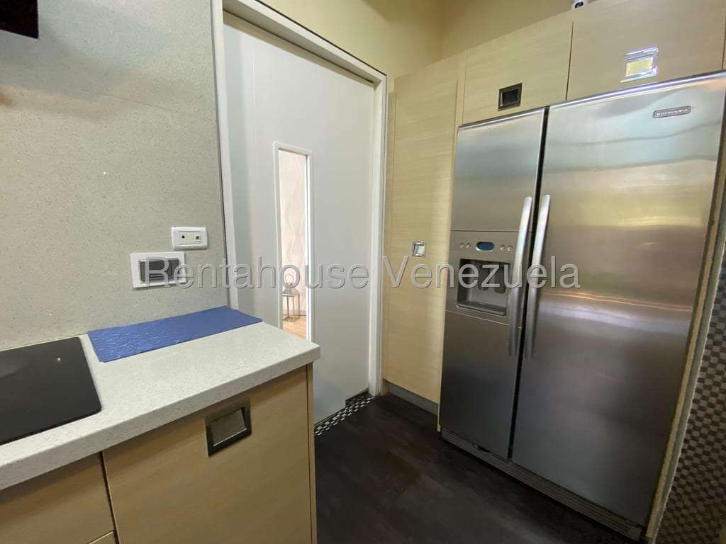 Apartamento en Las Mesetas de Santa Rosa de Lima, Caracas