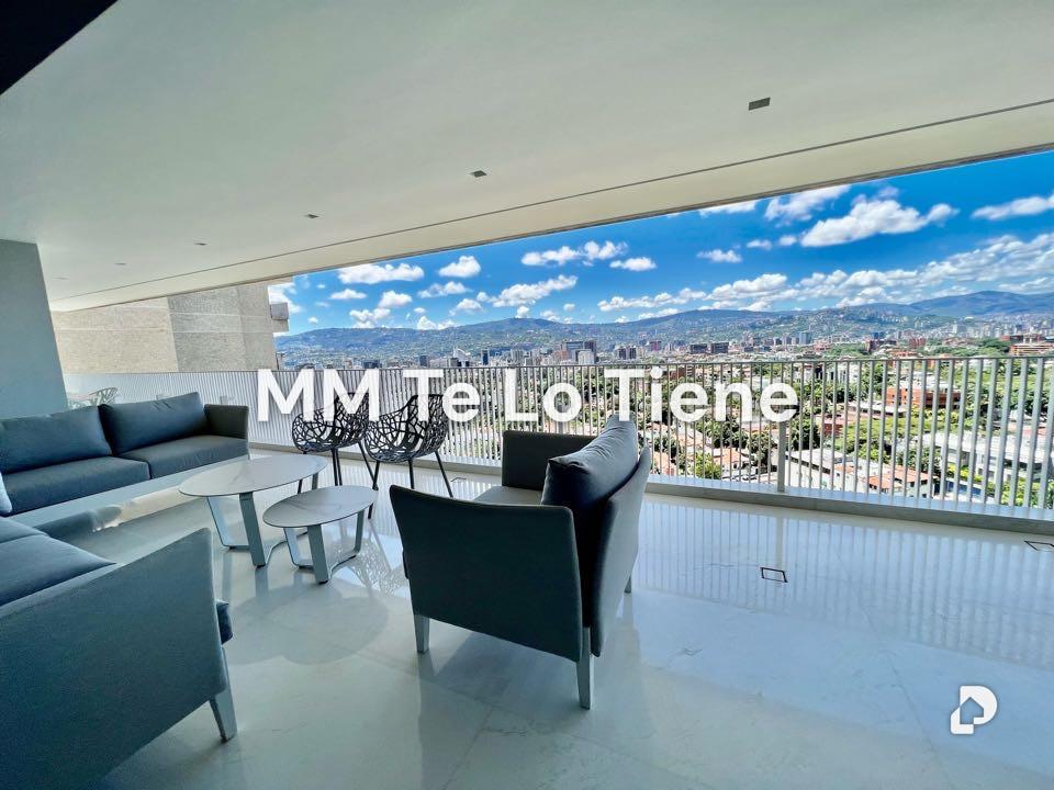 Apartamento en Altamira, Caracas – 2