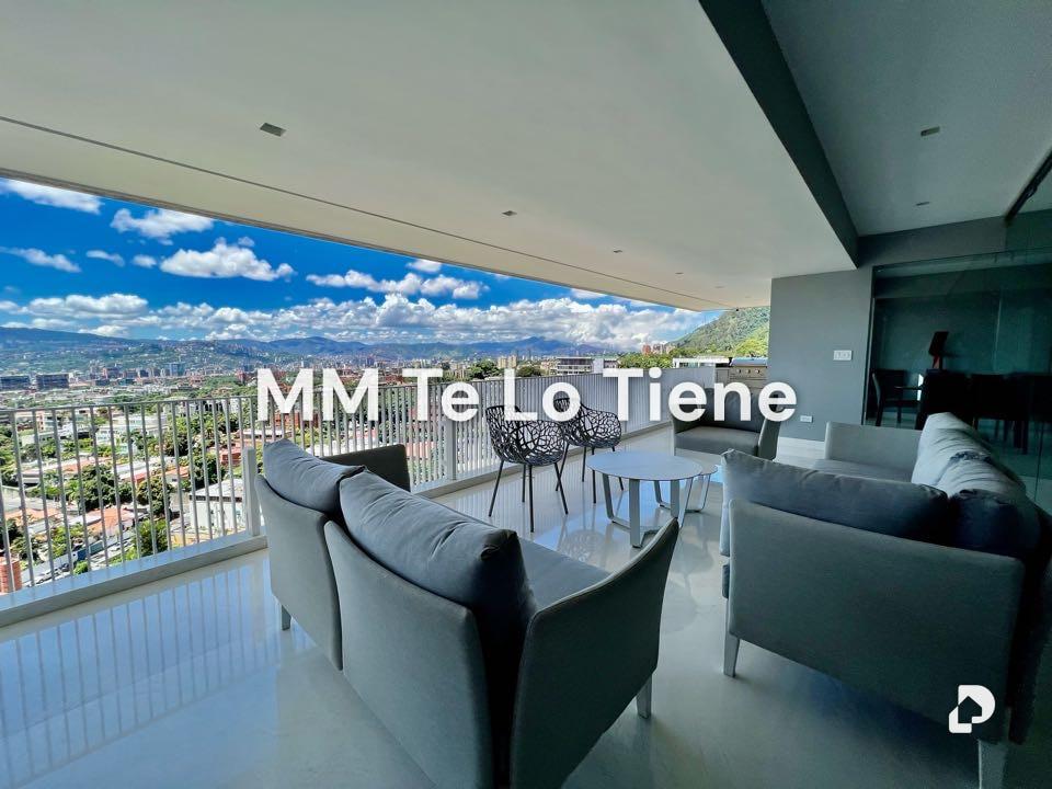 Apartamento en Altamira, Caracas – 1