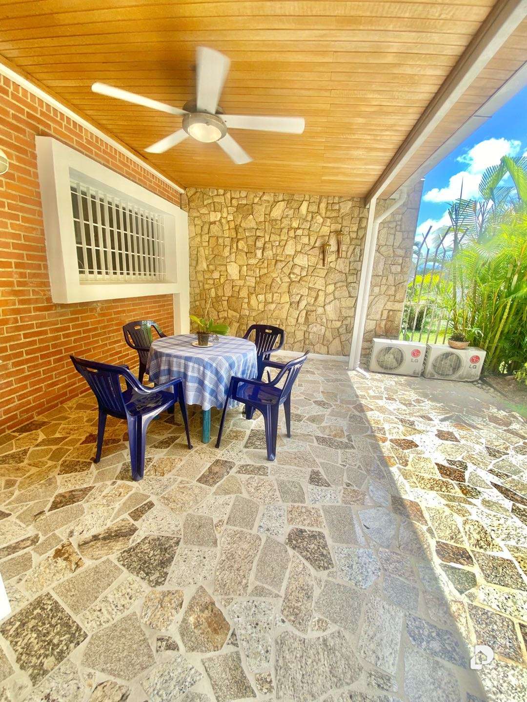 House in La Unión, Caracas – 13