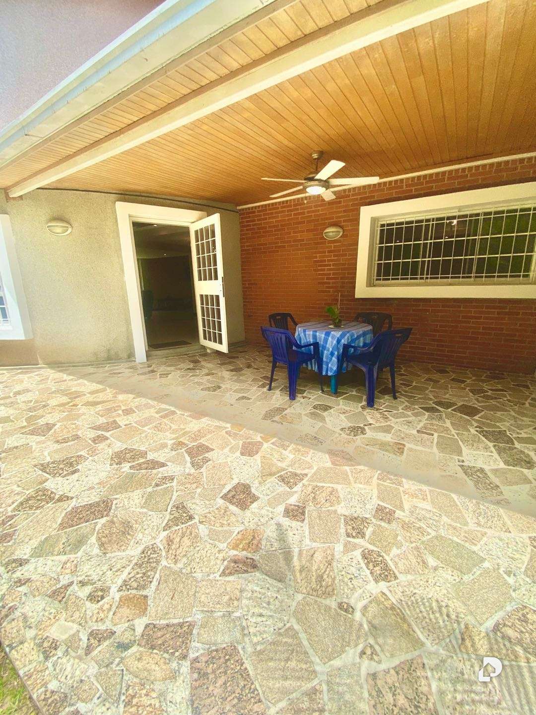 House in La Unión, Caracas – 12