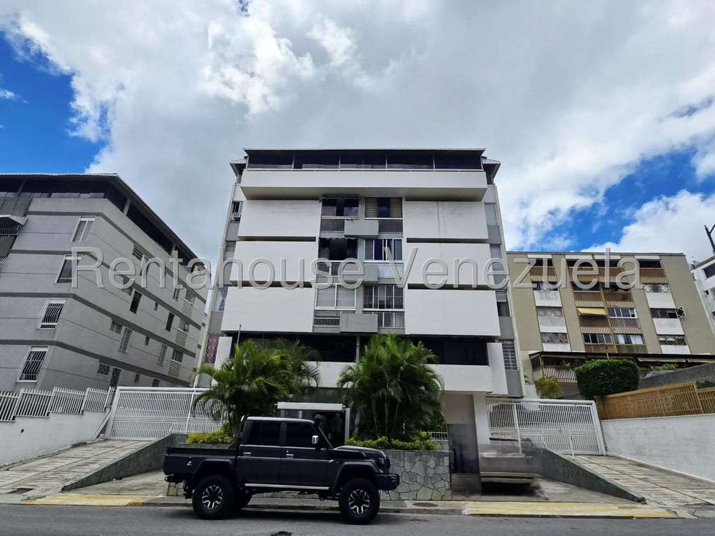 Apartment in Cumbres de Curumo, Caracas - 1