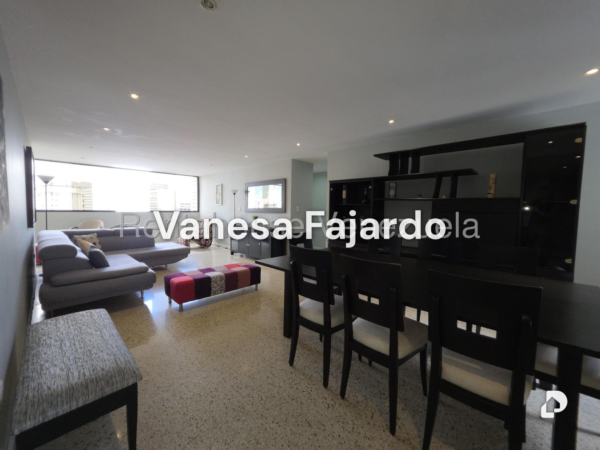 Apartamento en Altamira, Caracas – 3