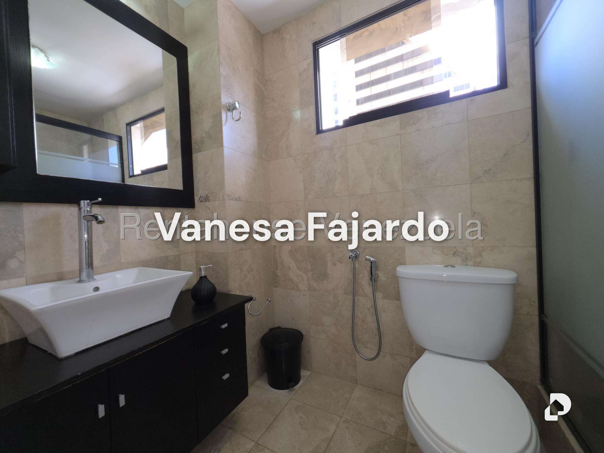 Apartamento en Altamira, Caracas – 23