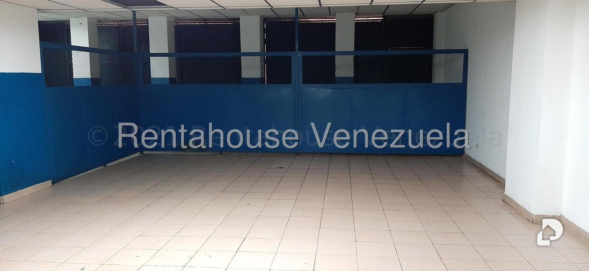Local comercial en Parroquia La Candelaria, Caracas – 5