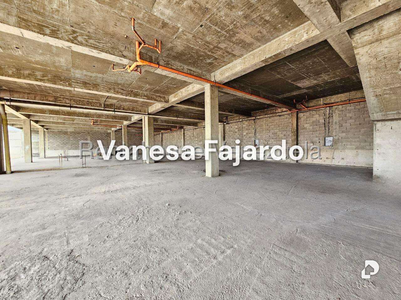 Local comercial en Vega Arriba, Guatire – 25