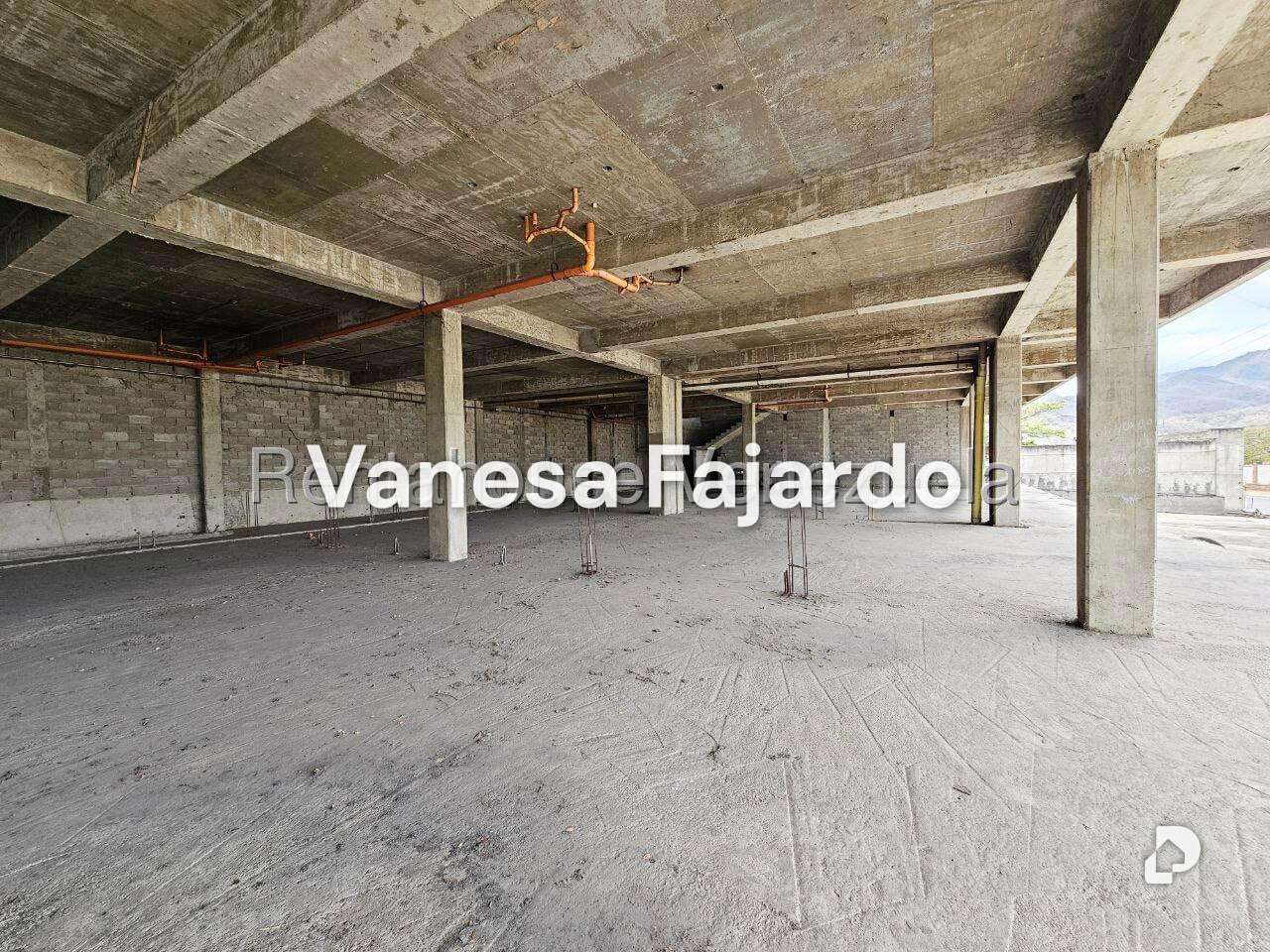 Local comercial en Vega Arriba, Guatire – 17