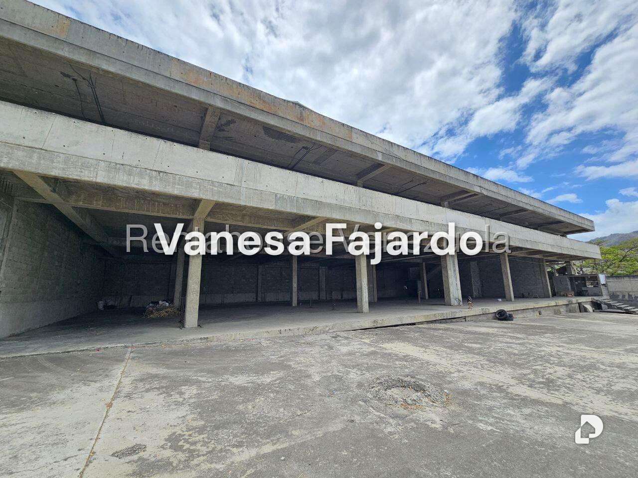 Local comercial en Vega Arriba, Guatire – 16