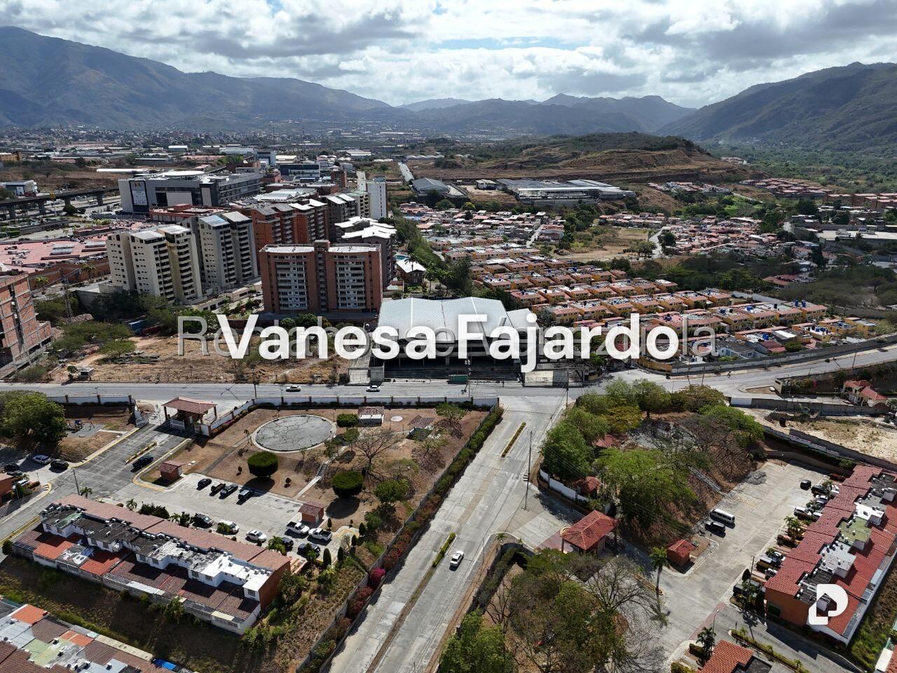 Local comercial en Vega Arriba, Guatire – 1