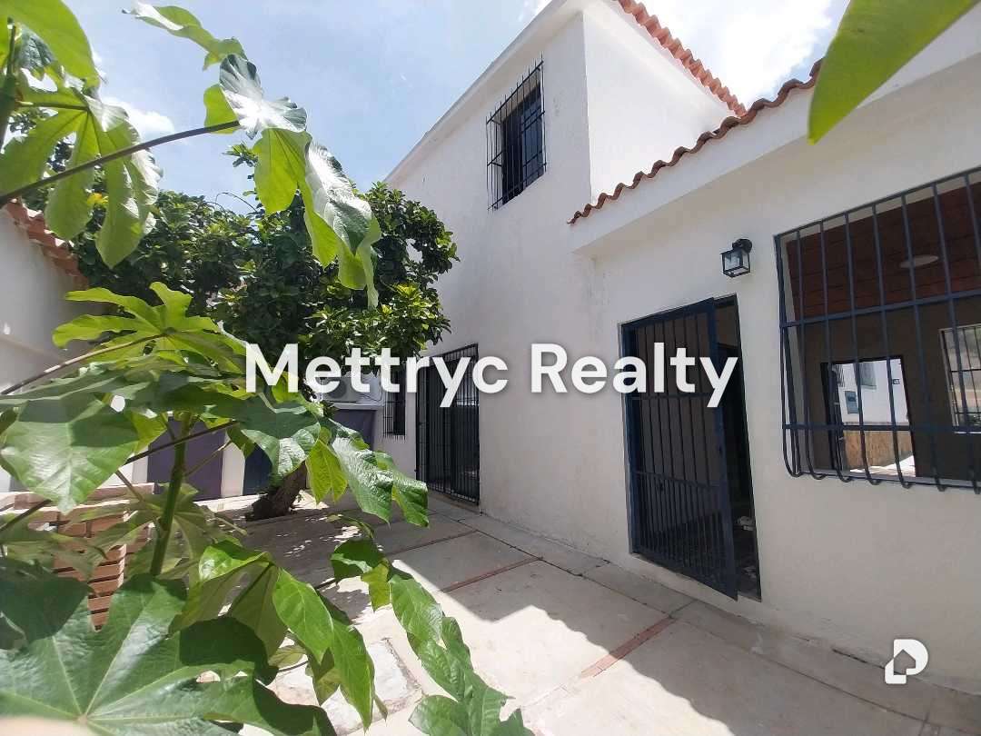 Casa en El Parral, Valencia – 1