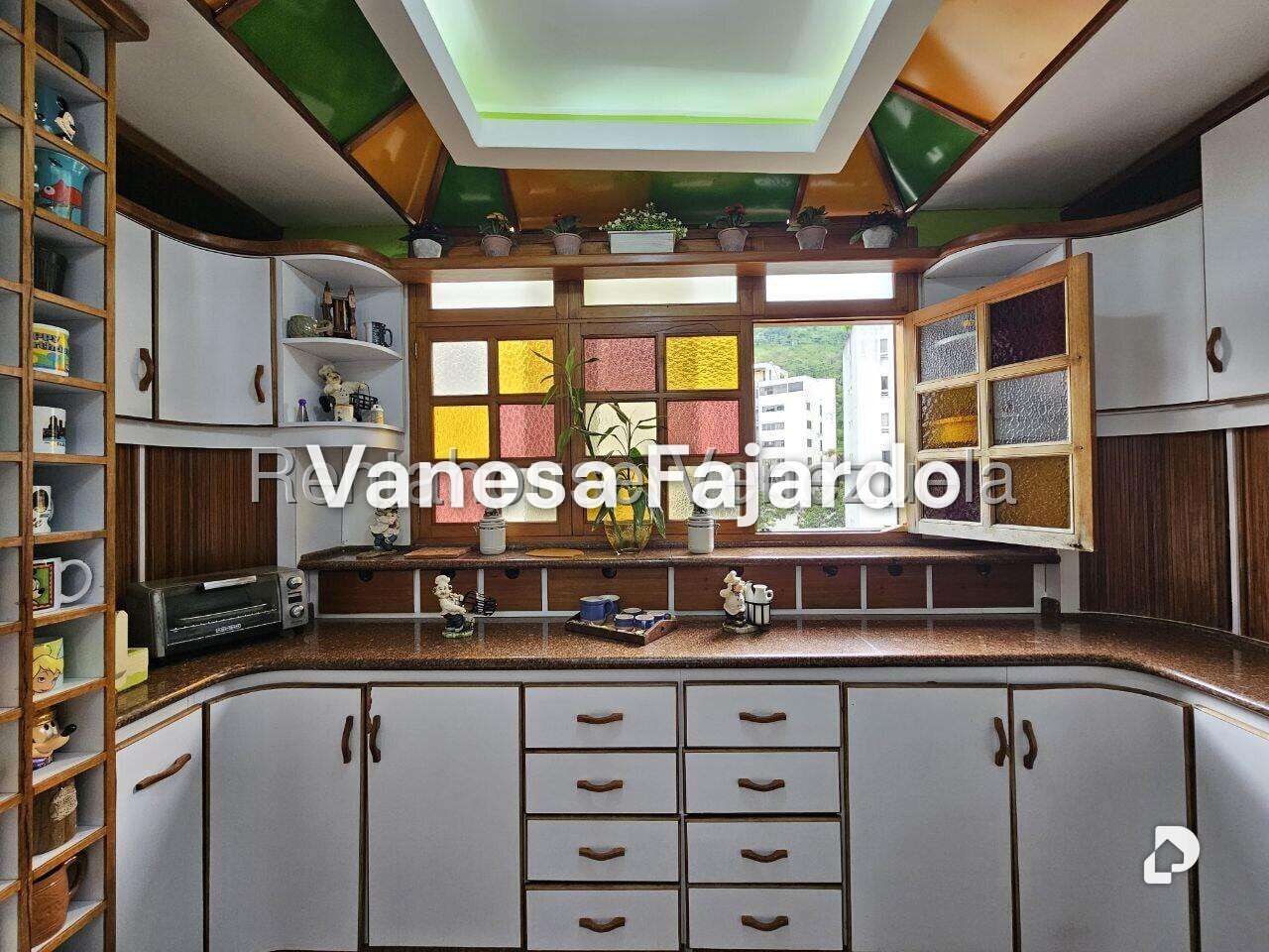 Apartamento en Terrazas del Ávila, Caracas – 19
