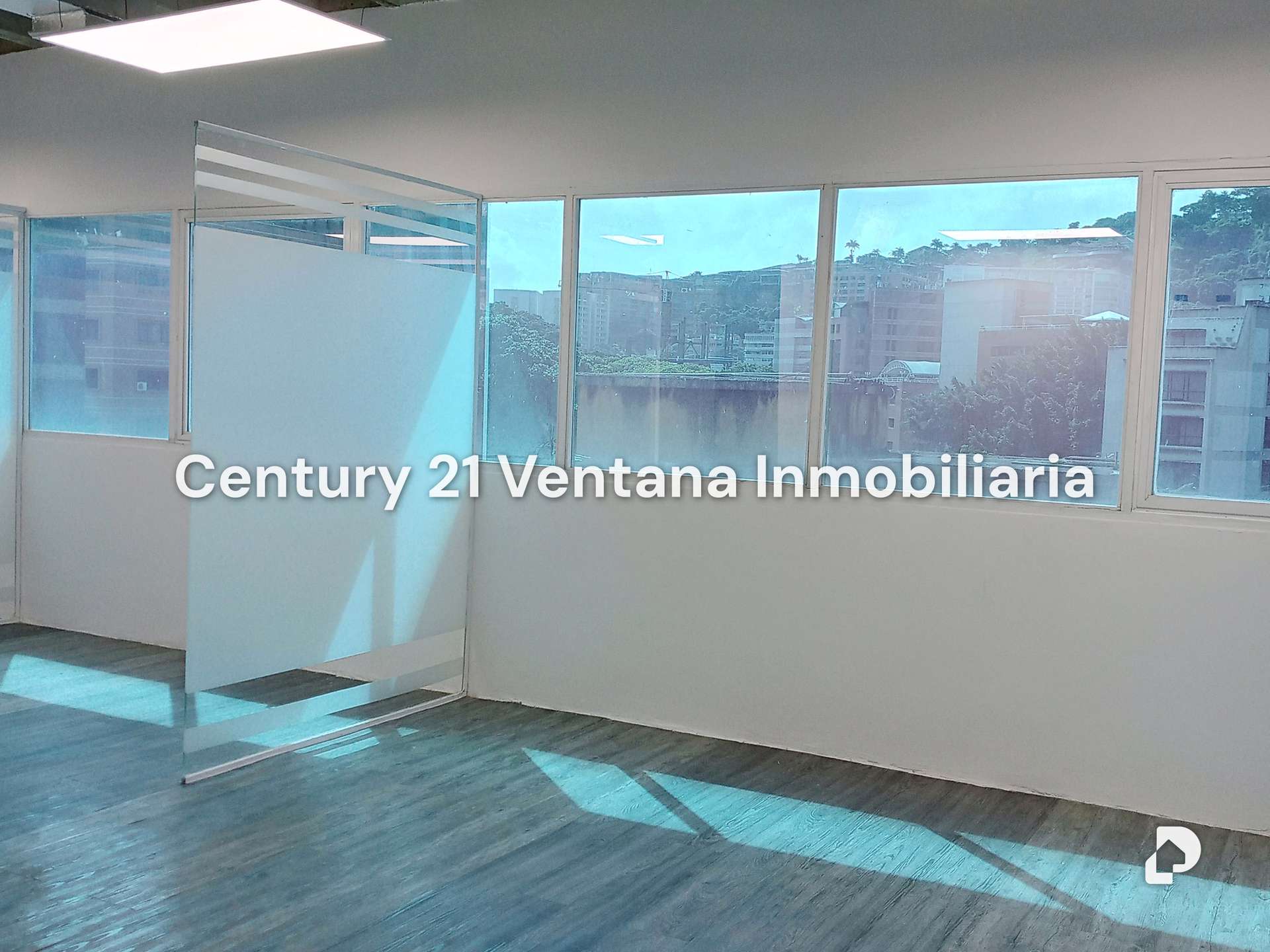 Oficina en Las Mercedes, Caracas – 9