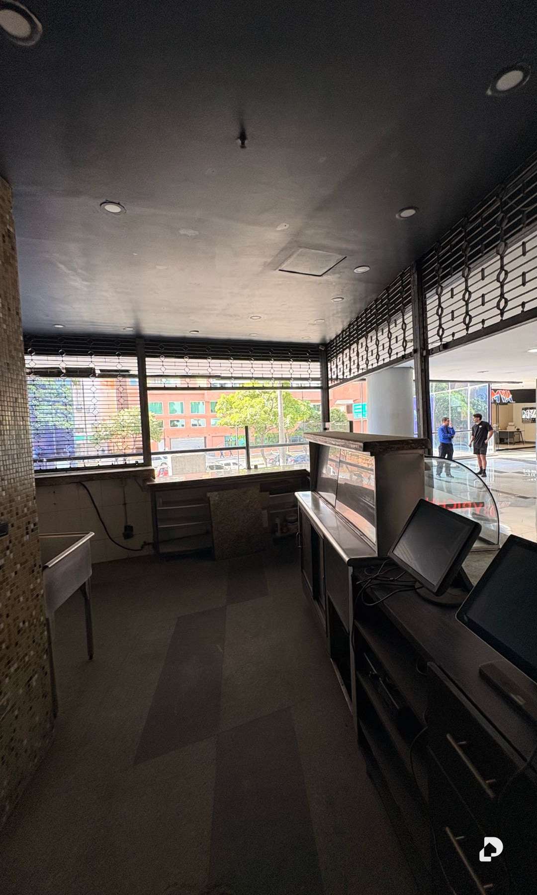 Local comercial en El Rosal, Caracas – 6