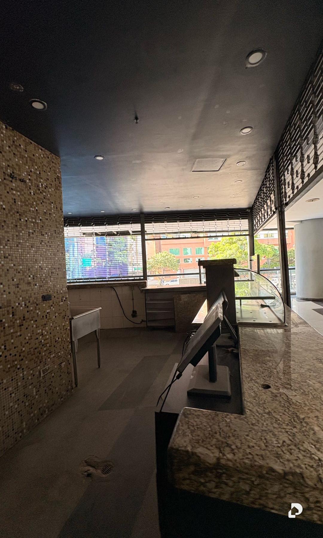 Local comercial en El Rosal, Caracas – 5