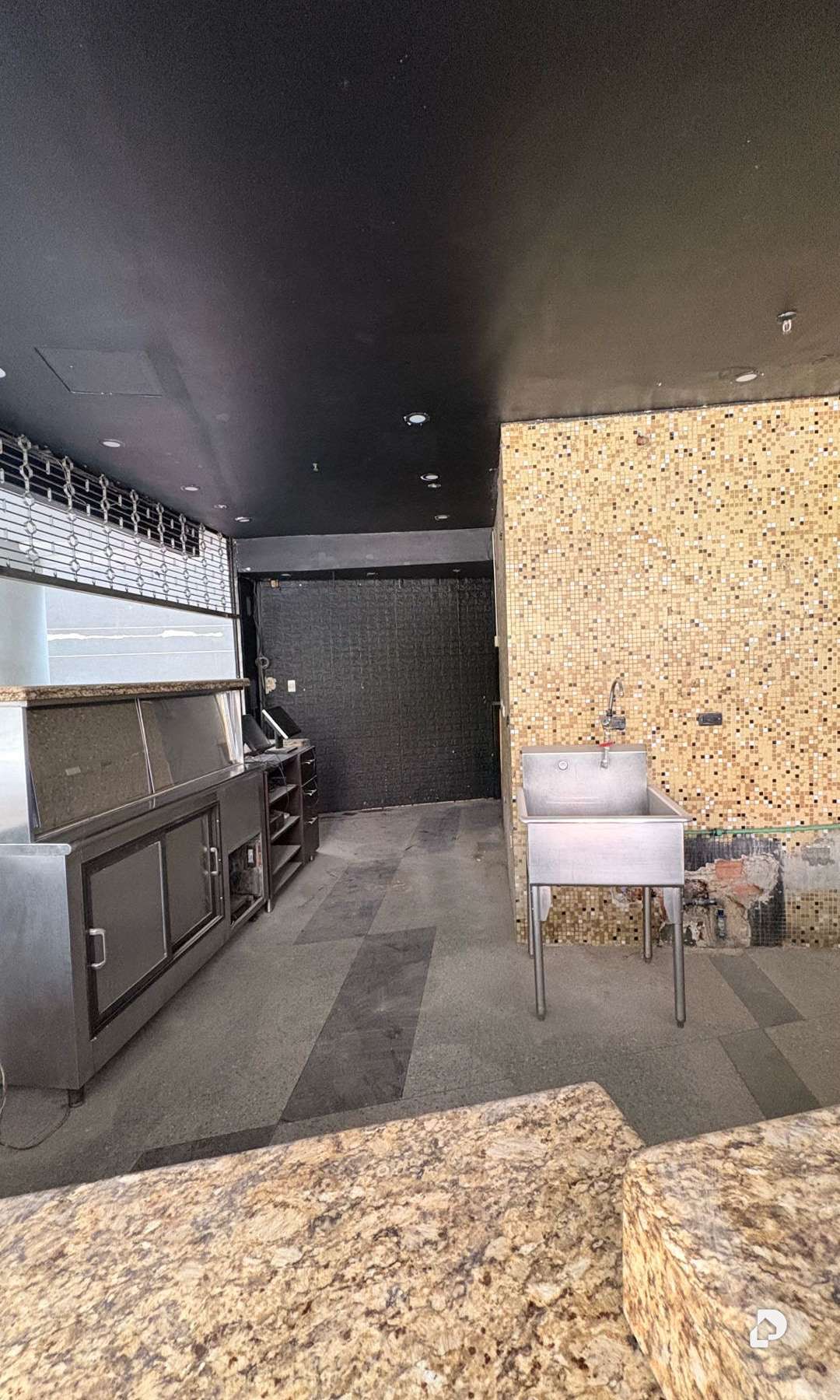 Local comercial en El Rosal, Caracas – 4