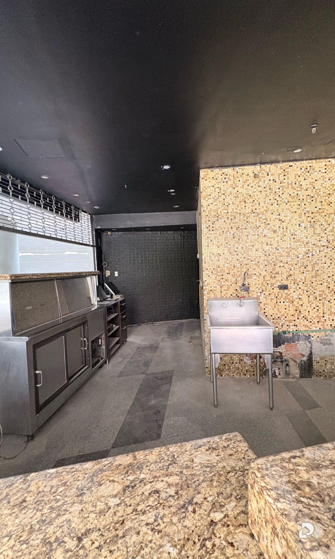 Local comercial en El Rosal, Caracas – 4