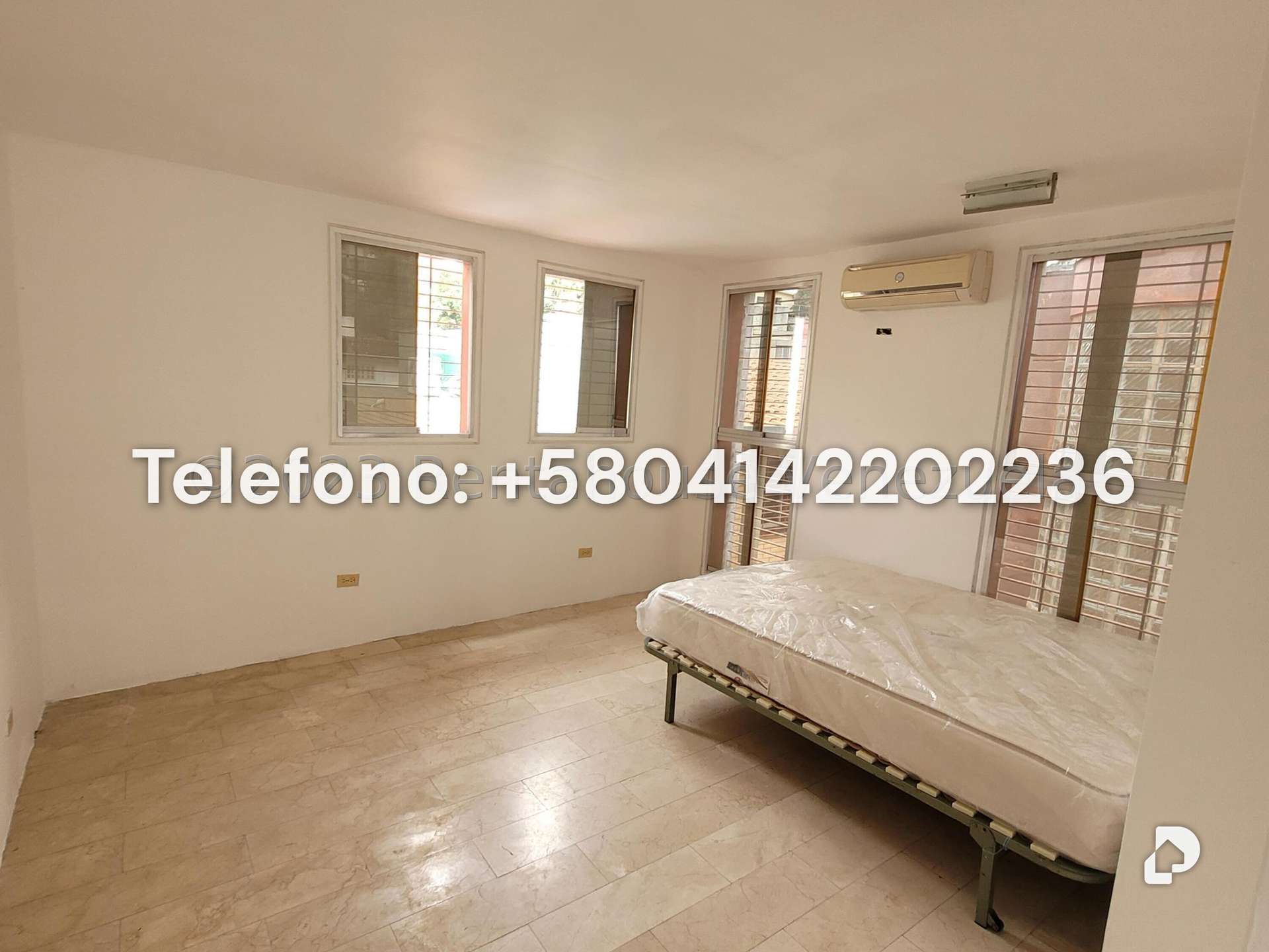 Casa en Cumbres de Curumo, Caracas – 39
