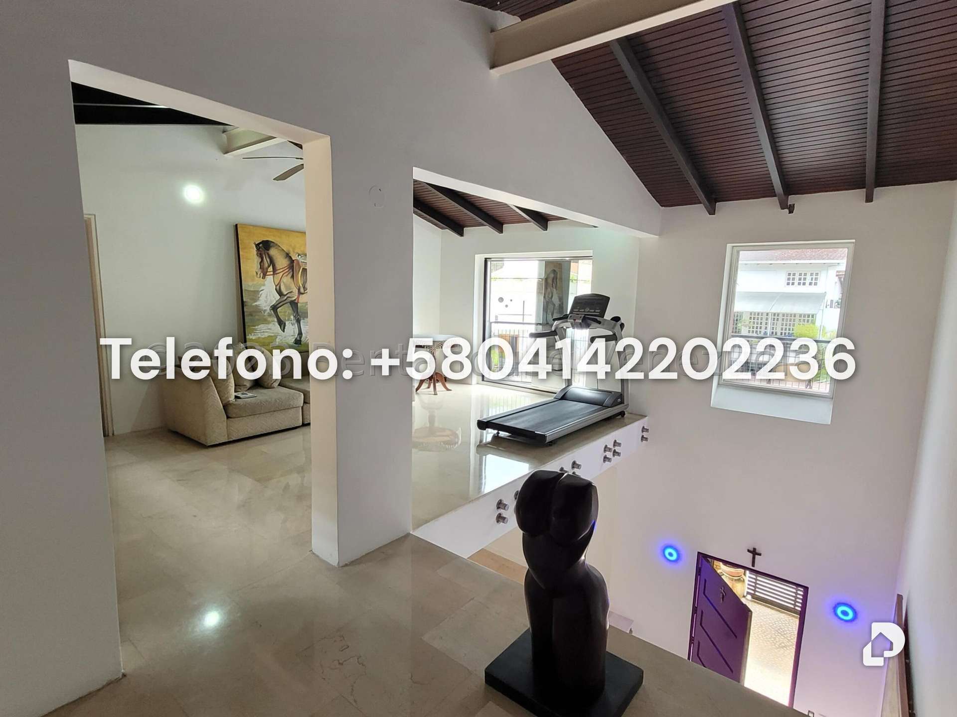 Casa en Cumbres de Curumo, Caracas – 18