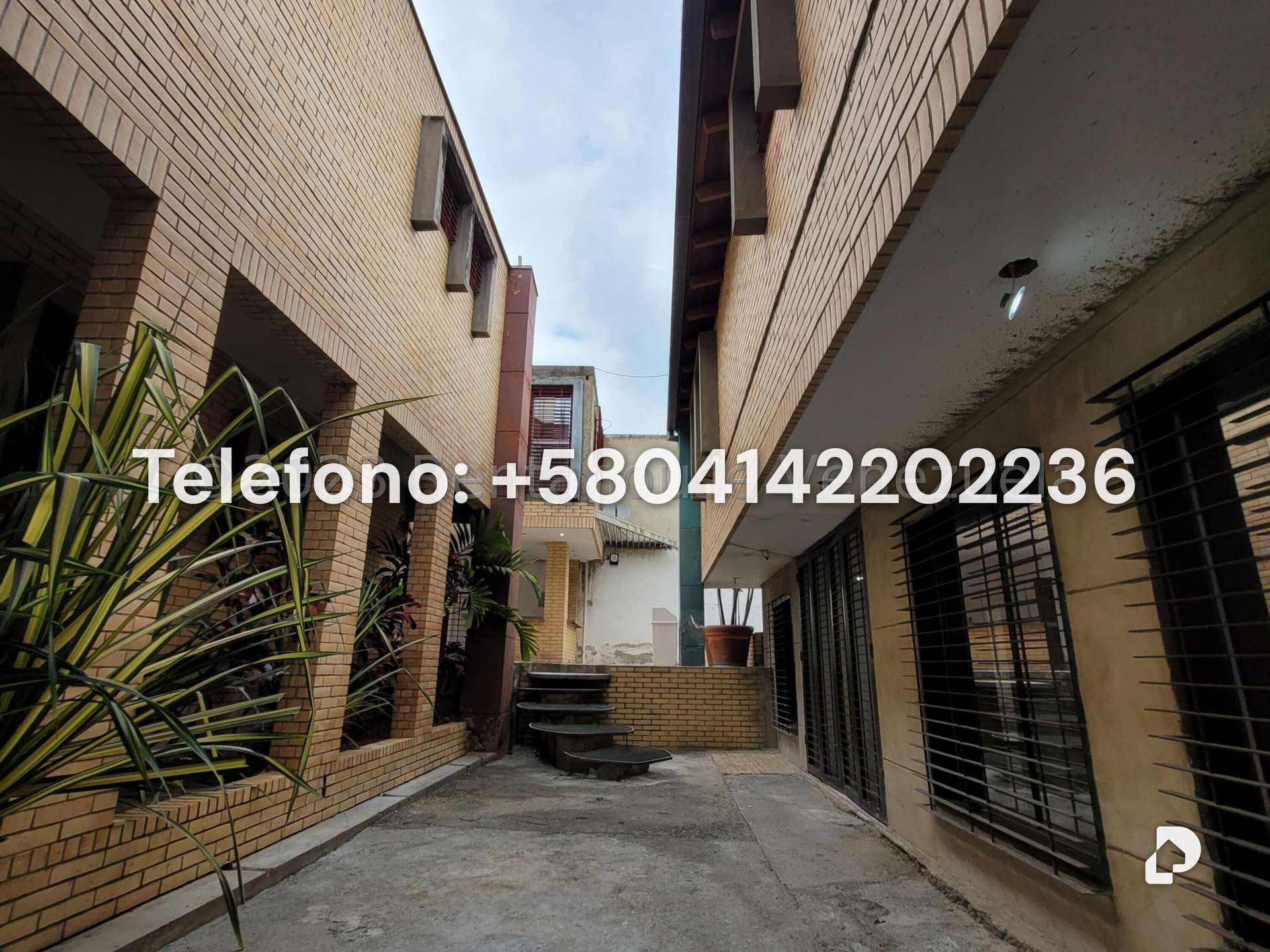 Casa en Cumbres de Curumo, Caracas – 32
