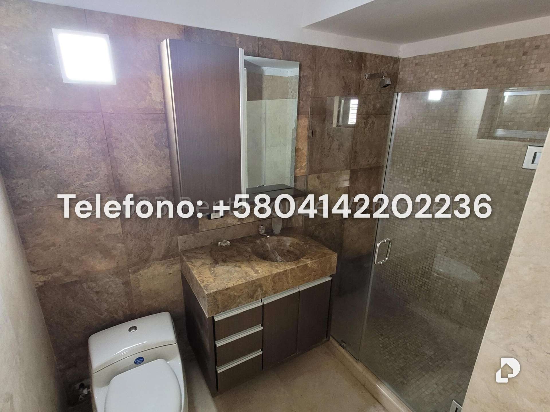 Casa en Cumbres de Curumo, Caracas – 21