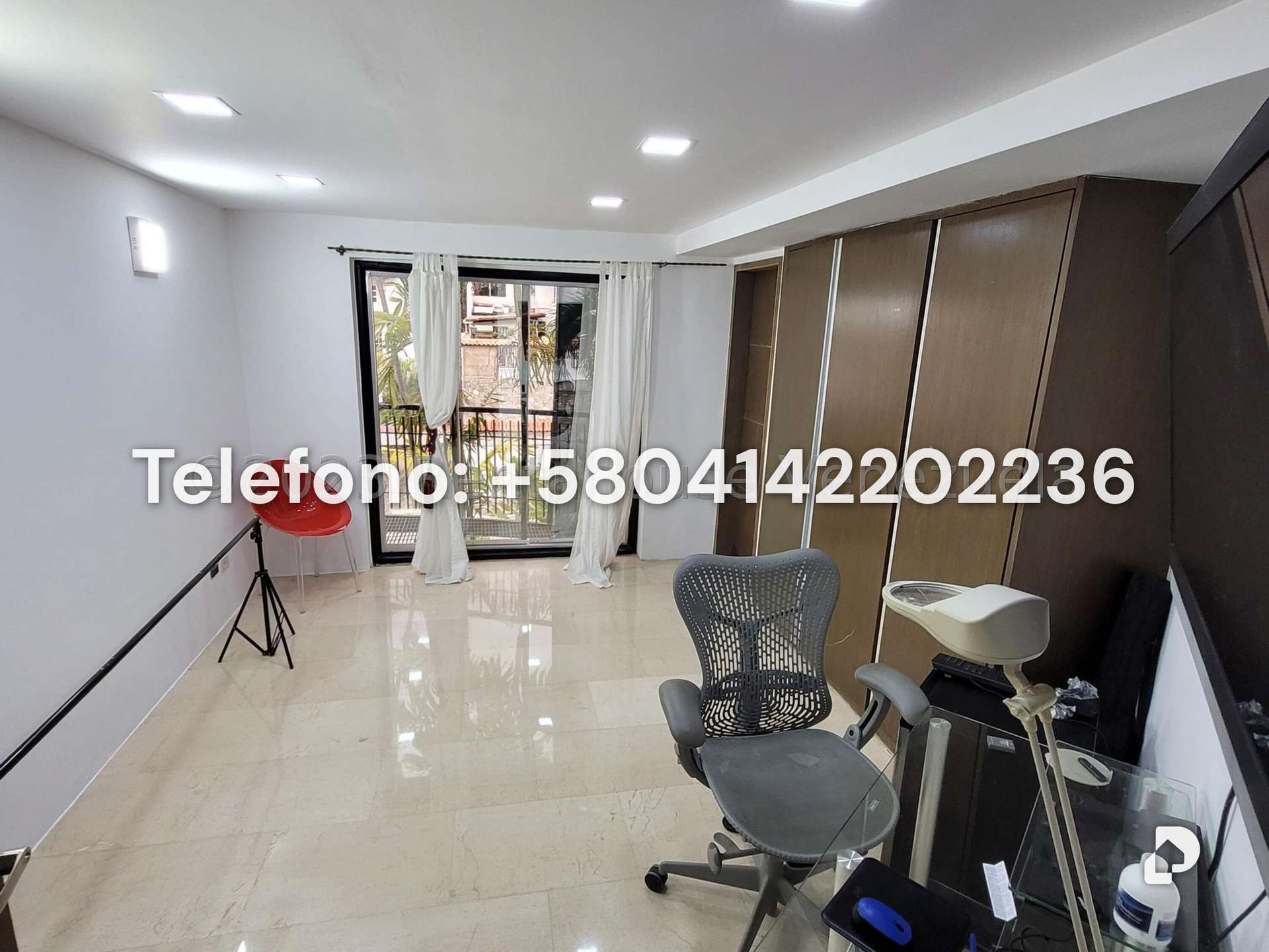 Casa en Cumbres de Curumo, Caracas – 17