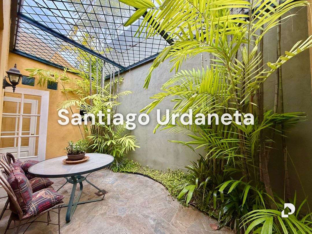 Casa en Altamira, Caracas – 12