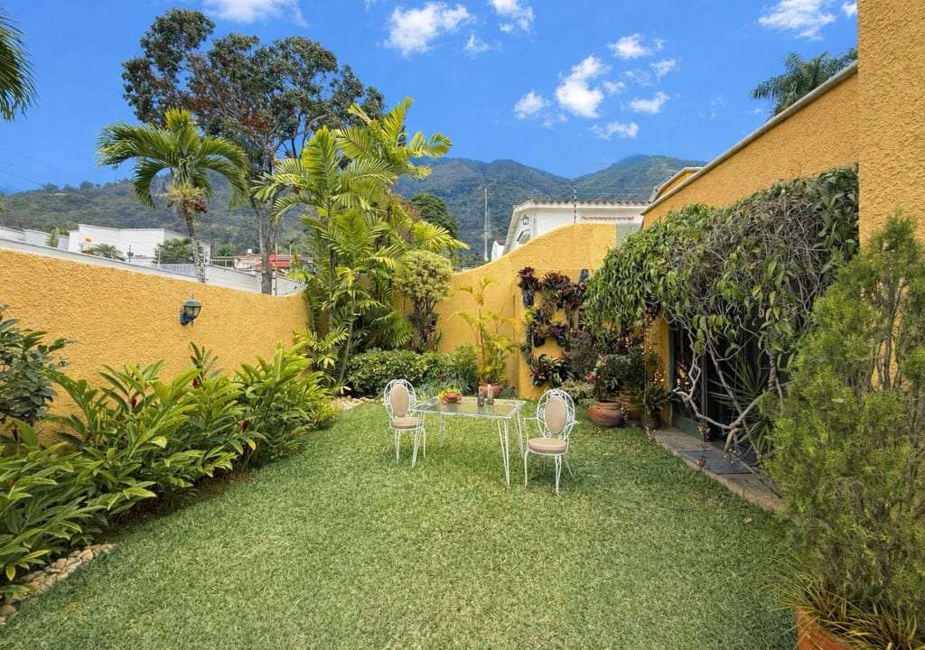 Casa en Altamira, Caracas - 1