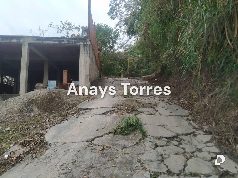 Terreno en Los Teques, Altos Mirandinos – 5