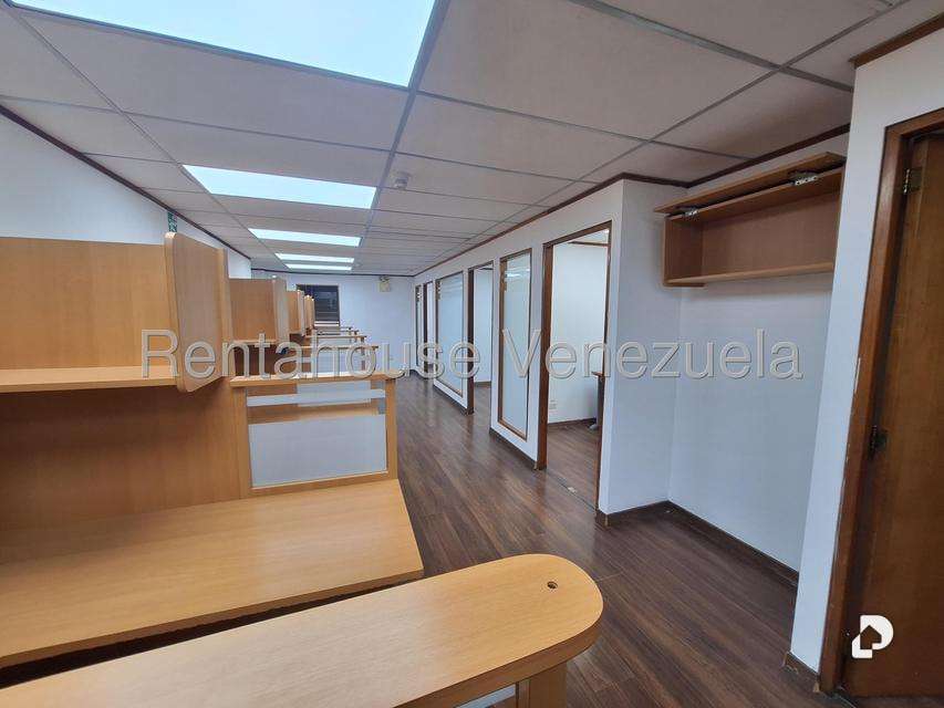 Oficina en Chuao, Caracas – 4