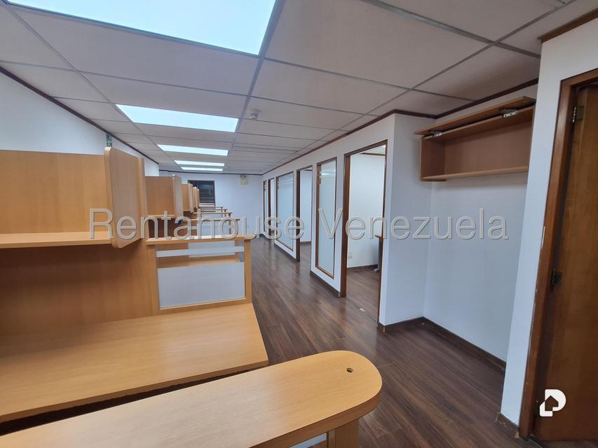 Oficina en Chuao, Caracas – 4