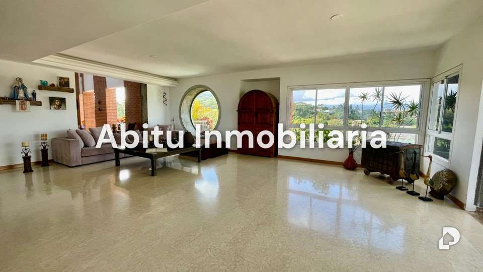 Apartment in Lomas de La Lagunita, Caracas – 12